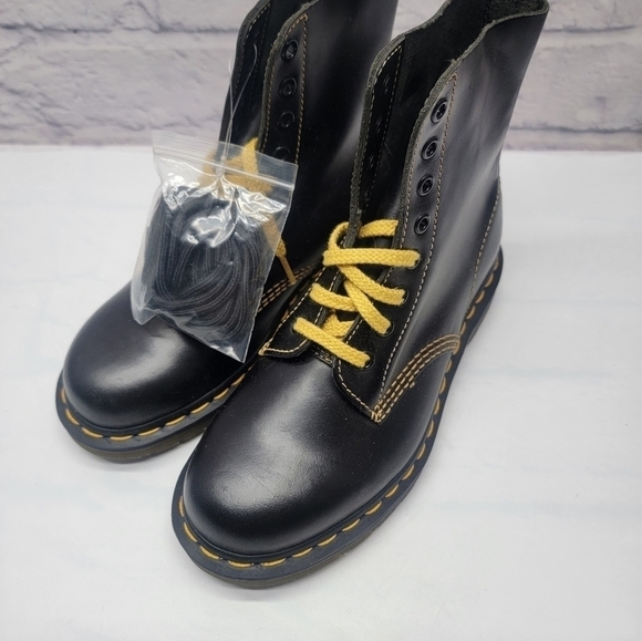 Dr Doc Martens 1460 PASCAL LEATHER LACE UP BOOTS Mens Size 5 Women's 6 - Picture 2 of 8